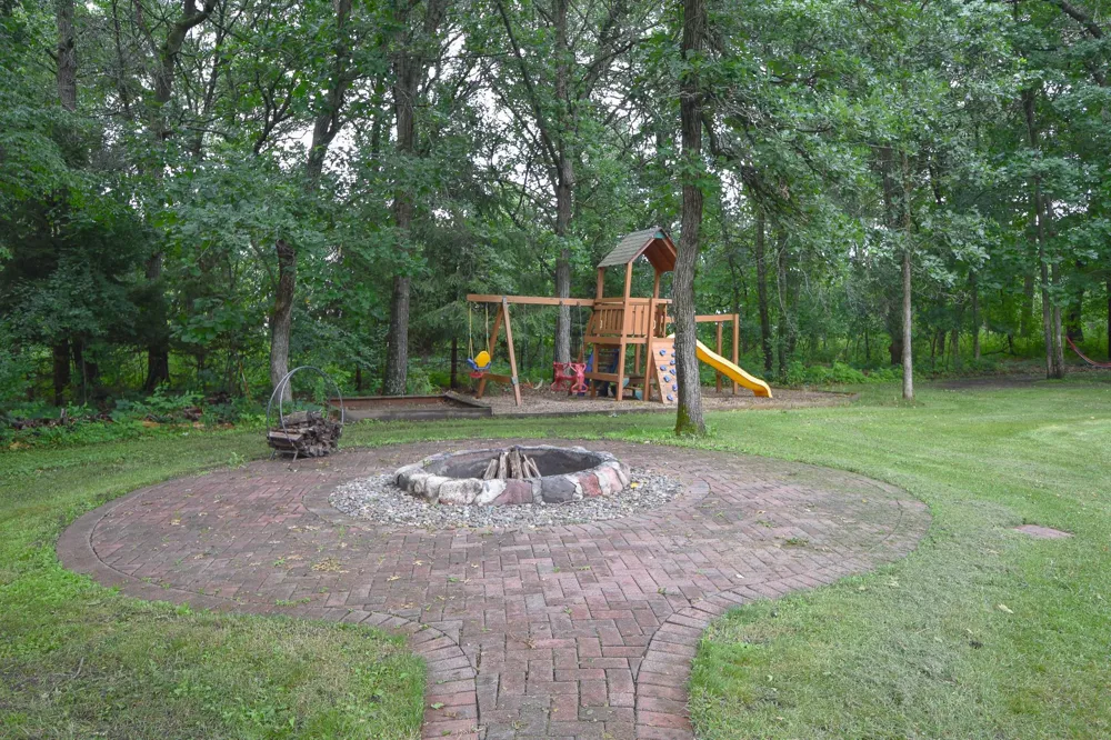 14586 31st Street Clear Lake, MN 55319