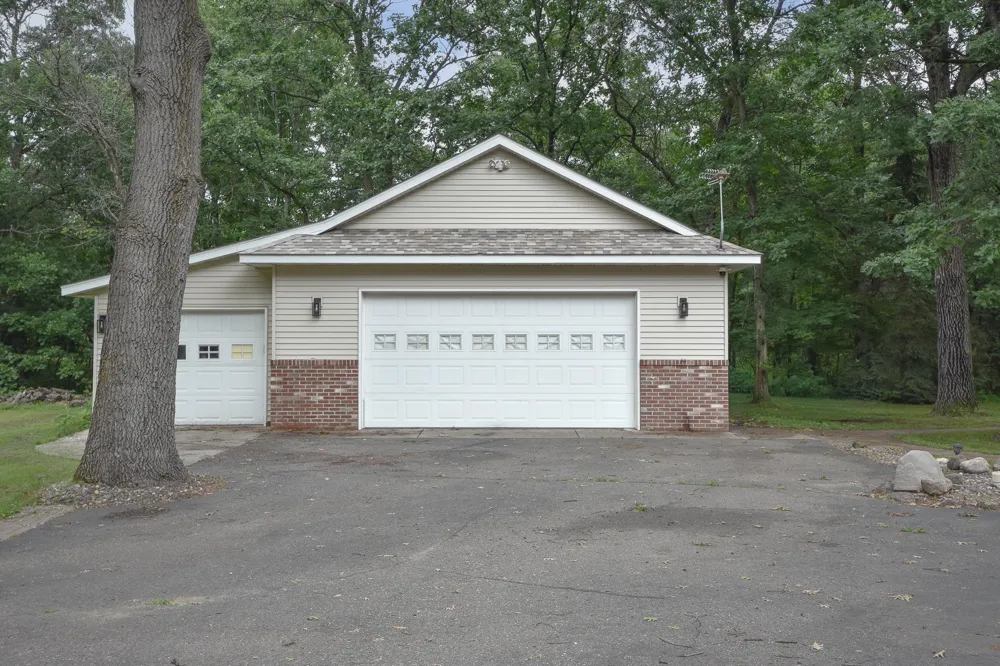 14586 31st Street Clear Lake, MN 55319