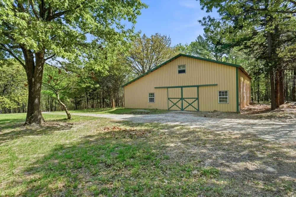1773 CR 2540 Mineola, TX 75773
