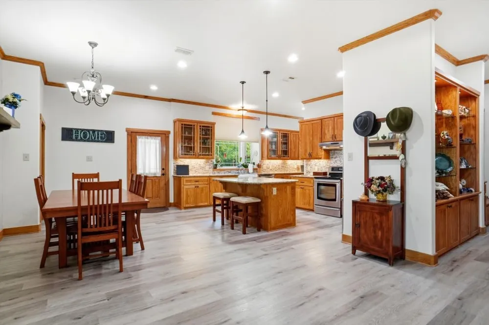 1773 CR 2540 Mineola, TX 75773