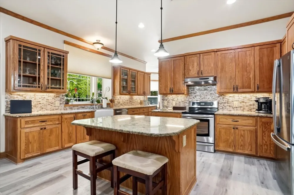 1773 CR 2540 Mineola, TX 75773