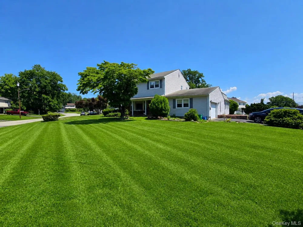10 Tioken Road Spring Valley, NY 10977