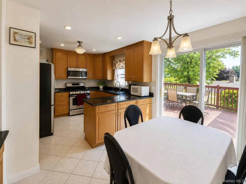 10 Tioken Road Spring Valley, NY 10977