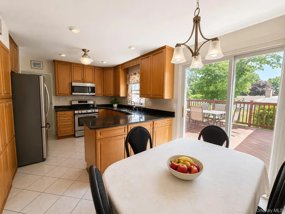 10 Tioken Road Spring Valley, NY 10977