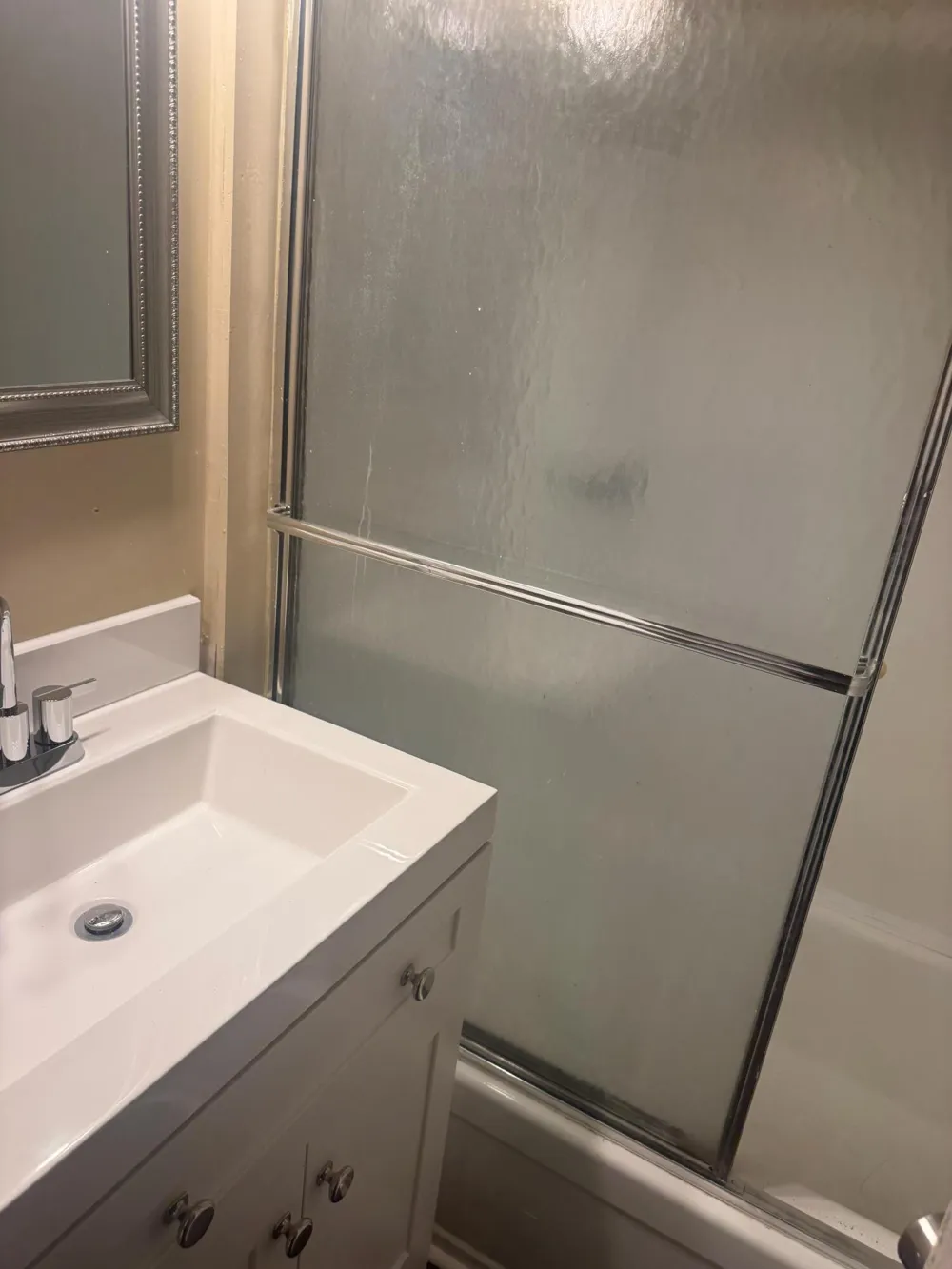 31831 Grand River Avenue #3 Farmington, MI 48336