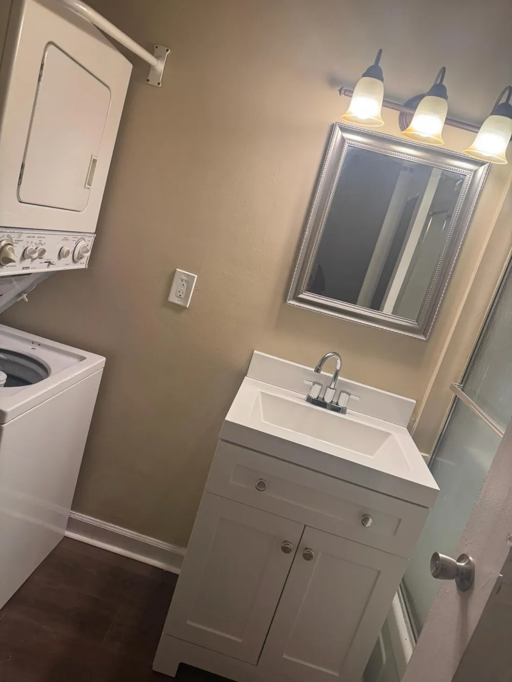 31831 Grand River Avenue #3 Farmington, MI 48336