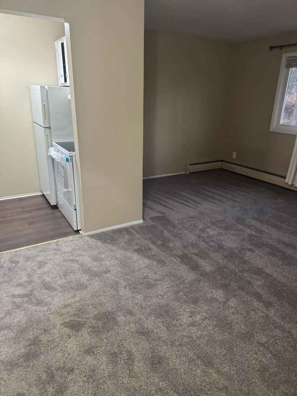 31831 Grand River Avenue #3 Farmington, MI 48336