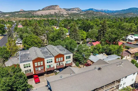 725 E College Drive #10
