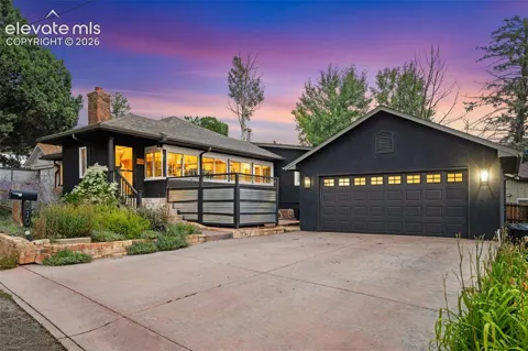 210 Mesa Avenue