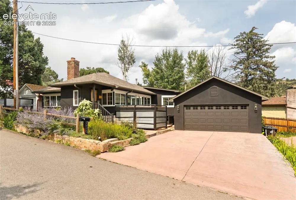 210 Mesa Avenue Manitou Springs, CO 80829