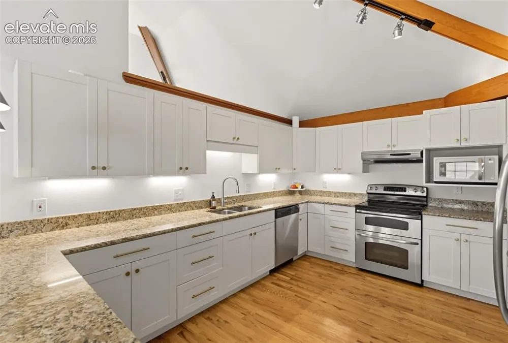 210 Mesa Avenue Manitou Springs, CO 80829