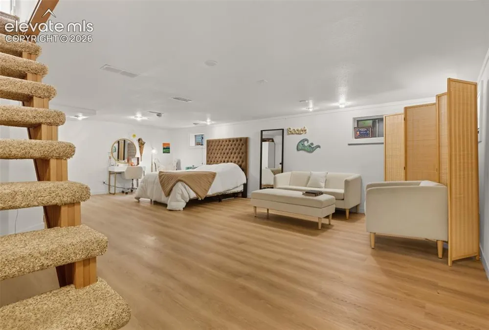210 Mesa Avenue Manitou Springs, CO 80829