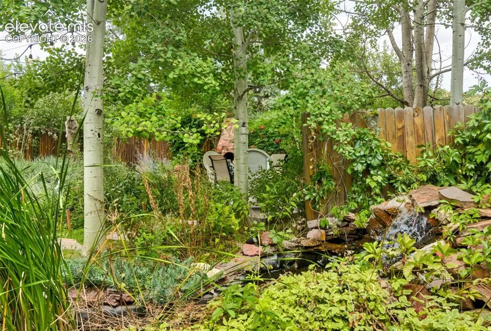 210 Mesa Avenue Manitou Springs, CO 80829