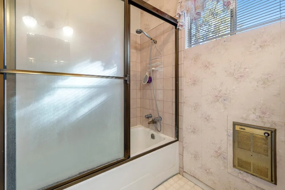 41722 Merriman Lane Auberry, CA 93602