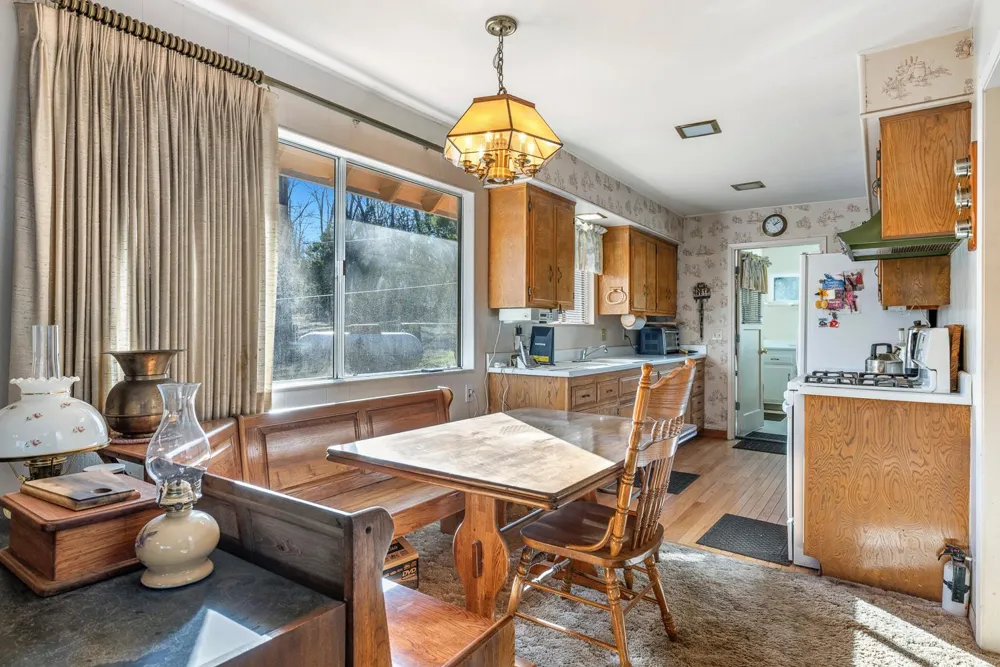 41722 Merriman Lane Auberry, CA 93602
