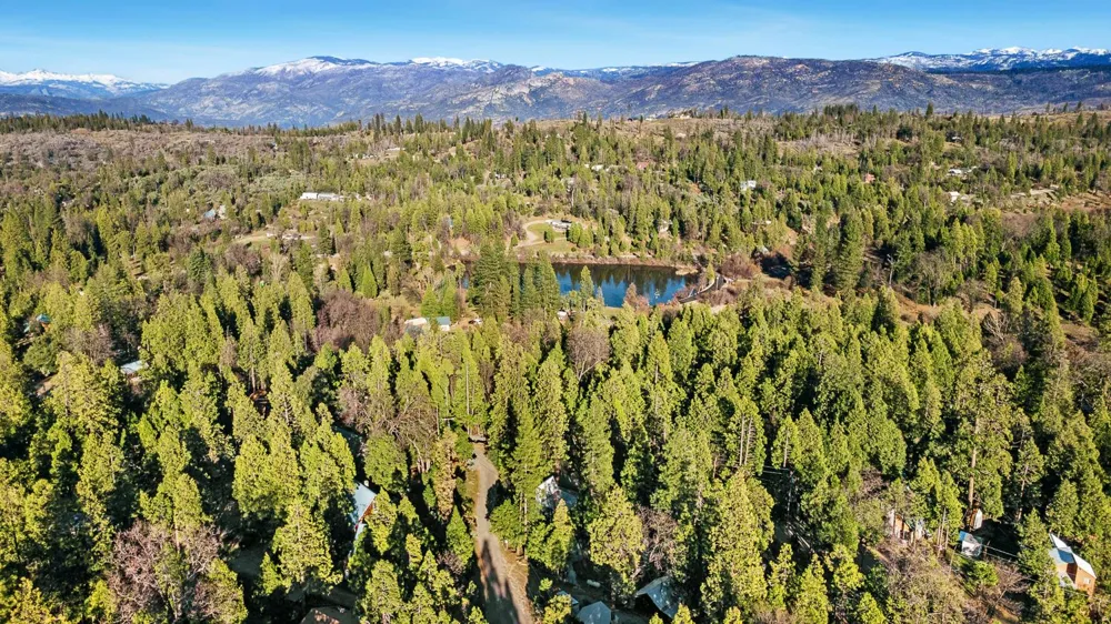 41722 Merriman Lane Auberry, CA 93602
