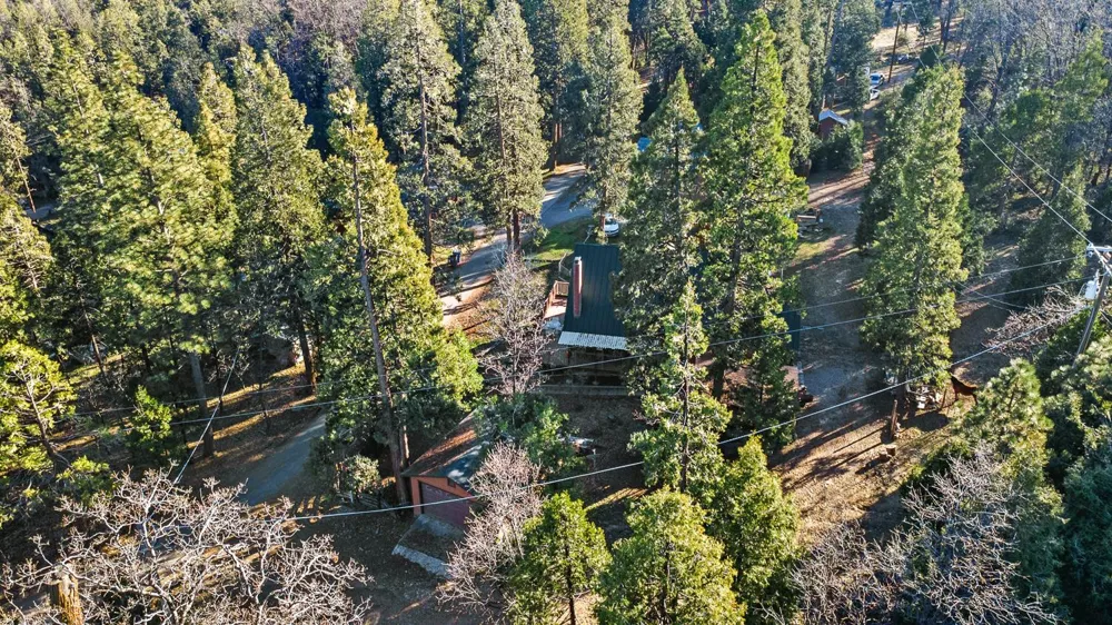 41722 Merriman Lane Auberry, CA 93602