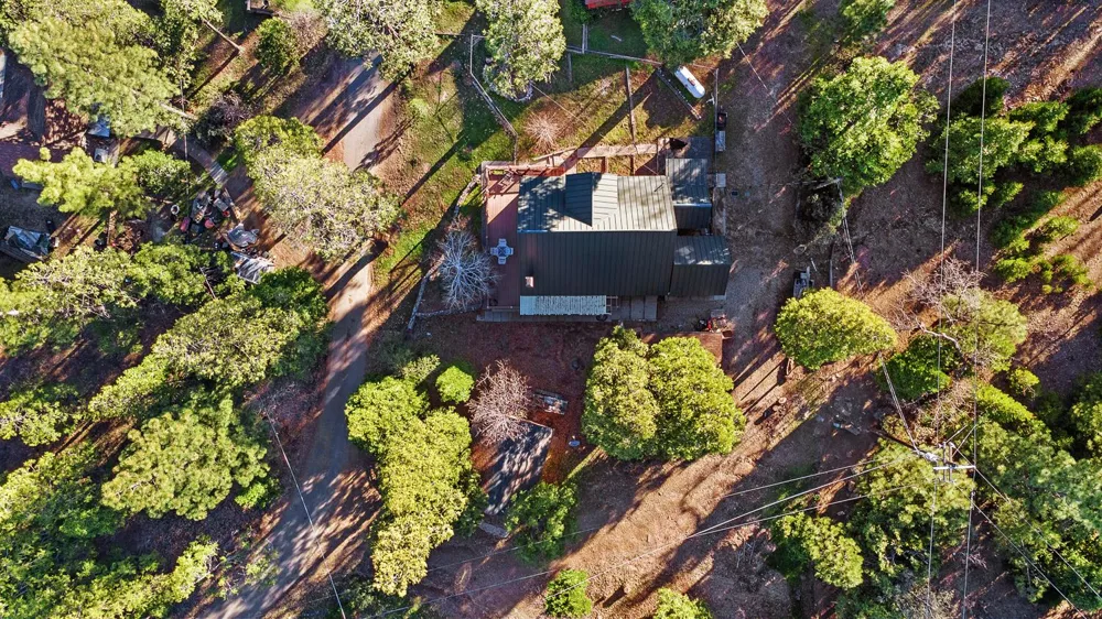 41722 Merriman Lane Auberry, CA 93602