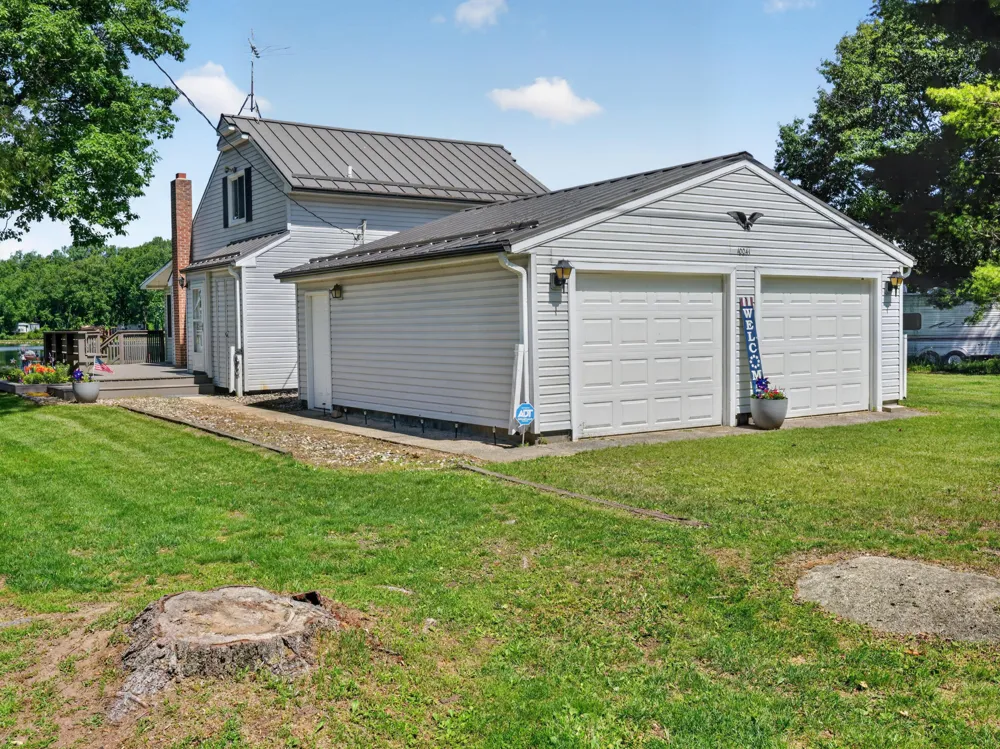 10041 Birch Drive Ferris Township, MI 48877