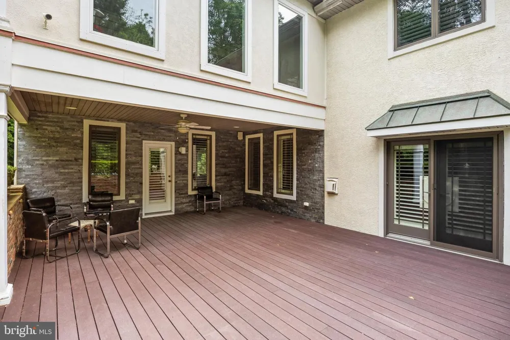 14 E RIDING DRIVE Cherry Hill, NJ 08003