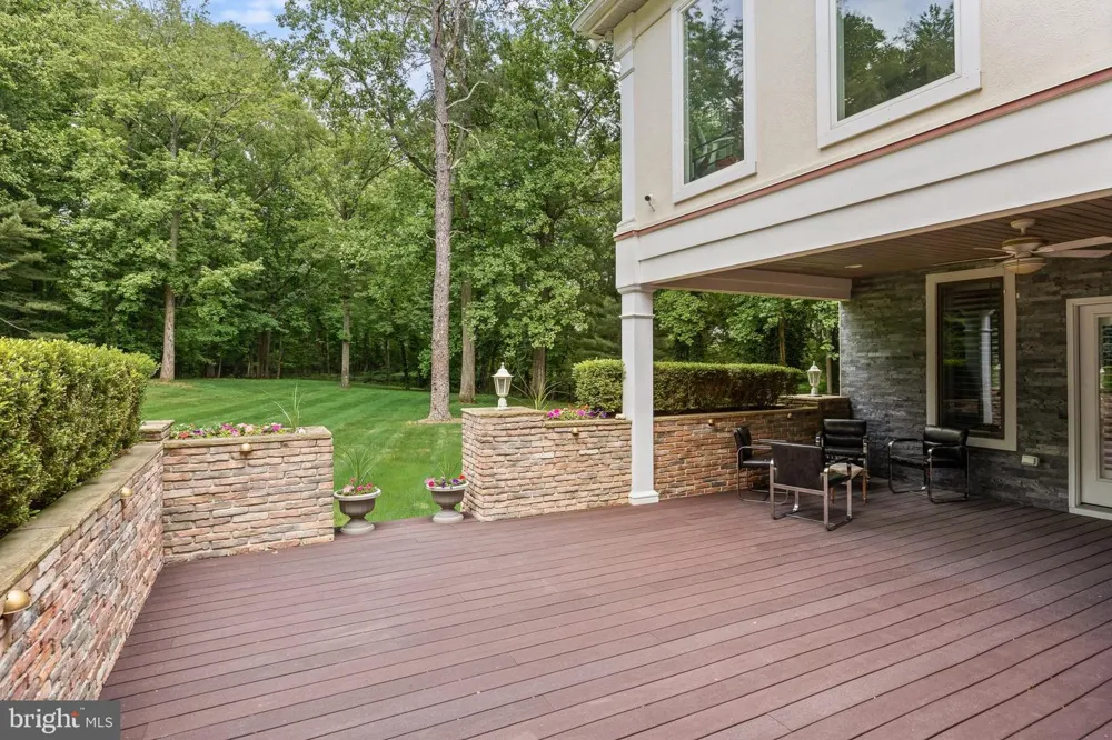 14 E RIDING DRIVE Cherry Hill, NJ 08003