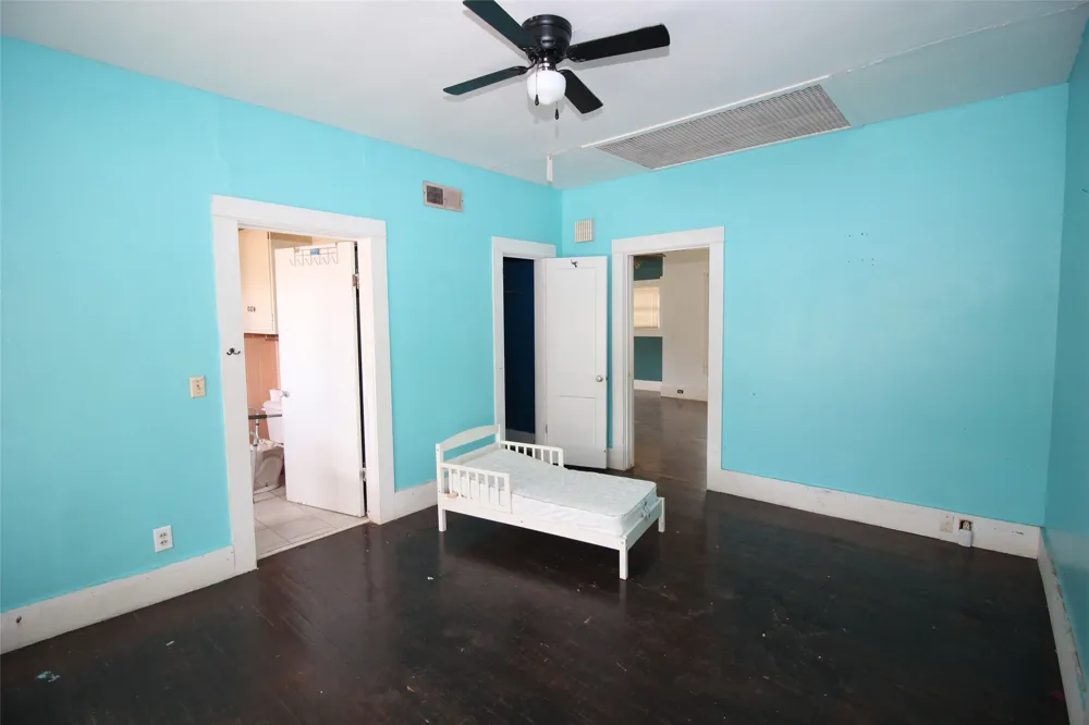 410 Munday Avenue Munday, TX 76371