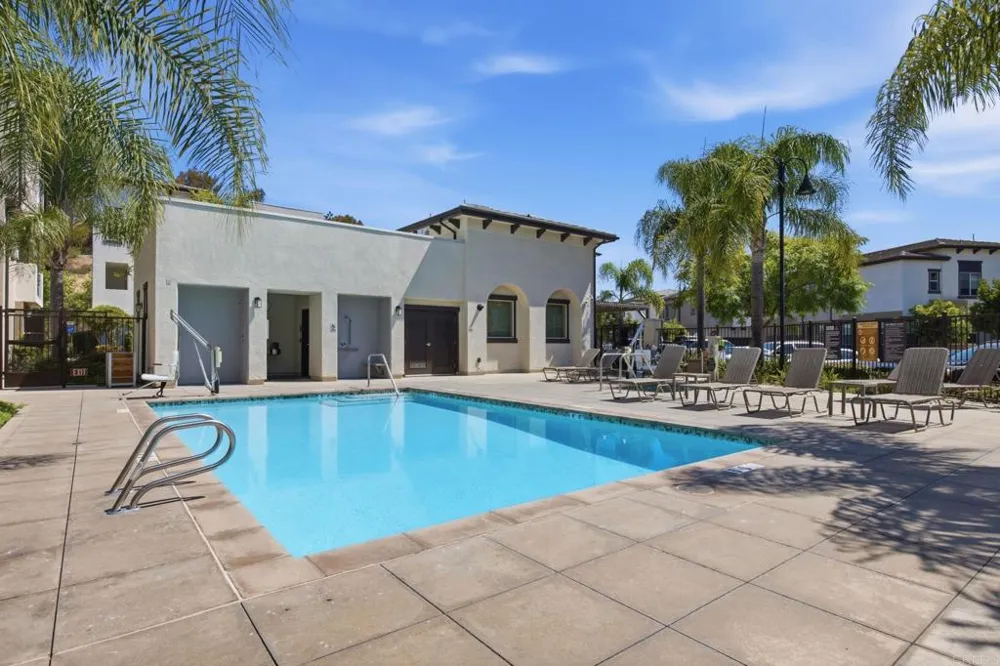 2117 Solara Lane Vista, CA 92081