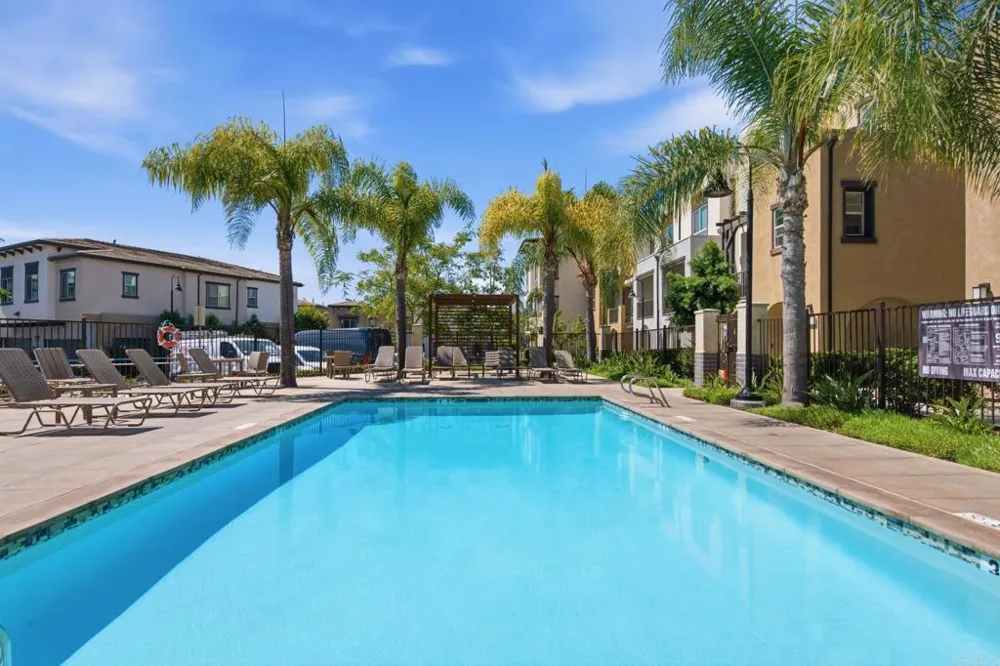 2117 Solara Lane Vista, CA 92081