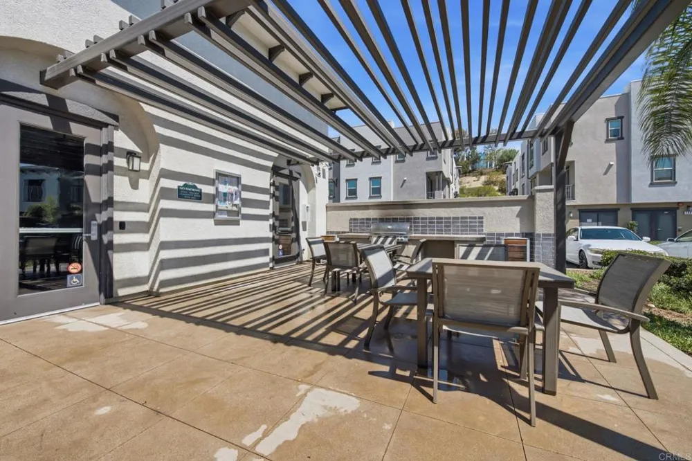 2117 Solara Lane Vista, CA 92081