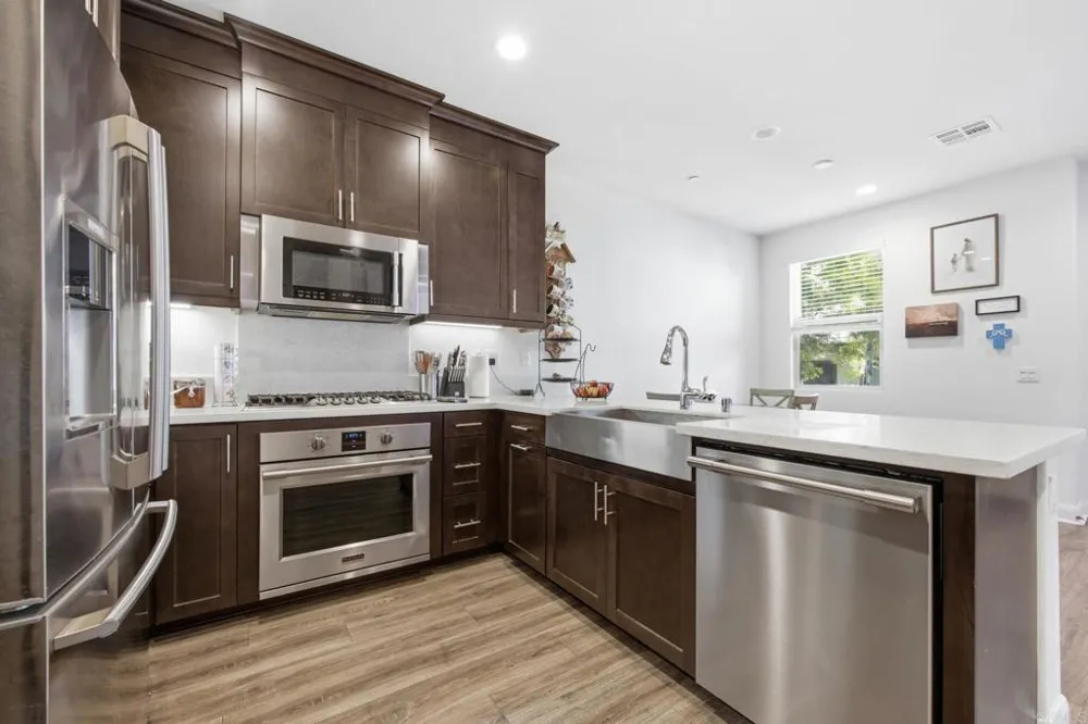 2117 Solara Lane Vista, CA 92081