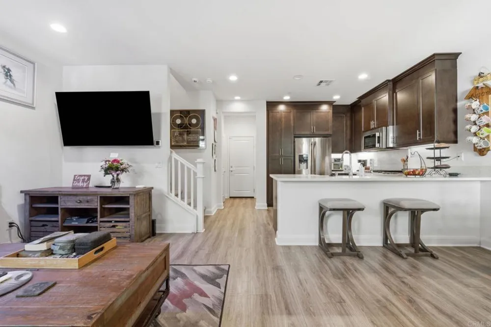 2117 Solara Lane Vista, CA 92081
