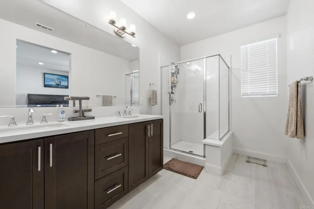 2117 Solara Lane Vista, CA 92081