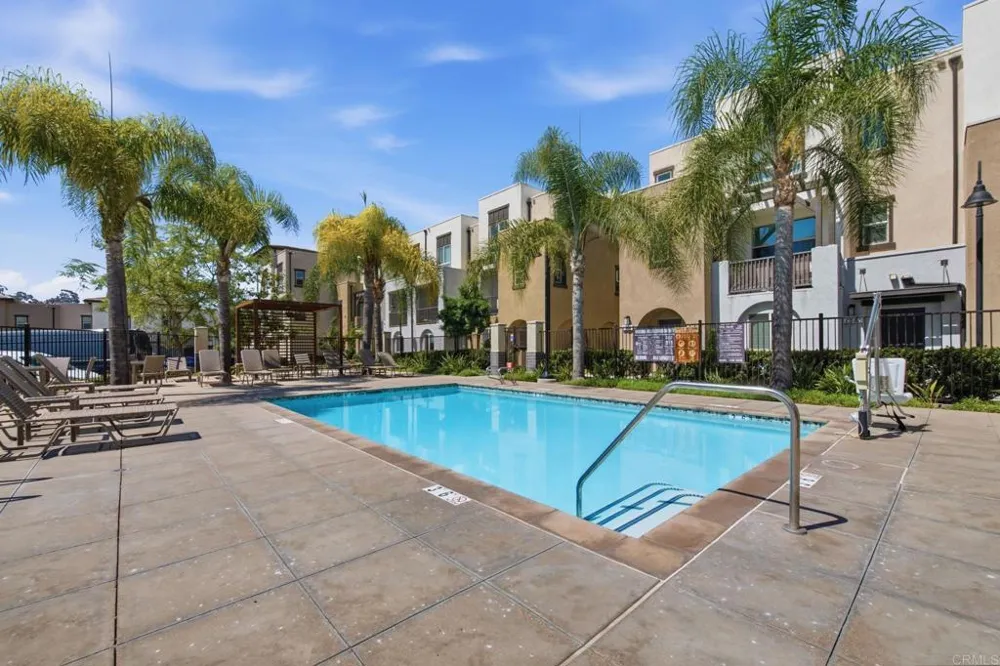 2117 Solara Lane Vista, CA 92081