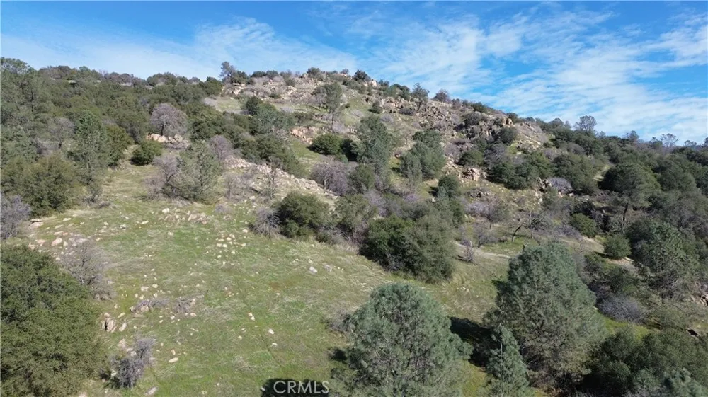 25 Buckaroo Lane Auberry, CA 93602
