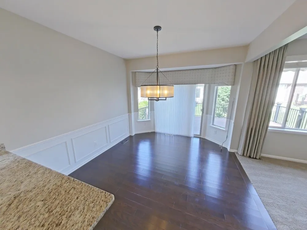 50041 Watling Street Shelby Charter Township, MI 48317
