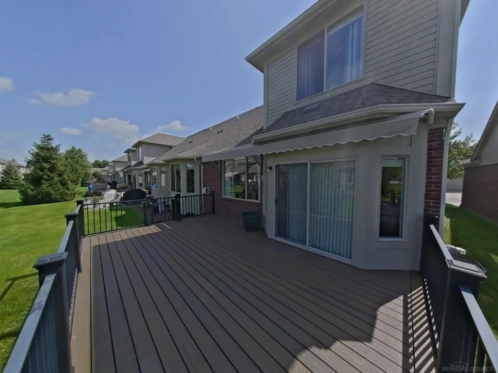 50041 Watling Street Shelby Charter Township, MI 48317