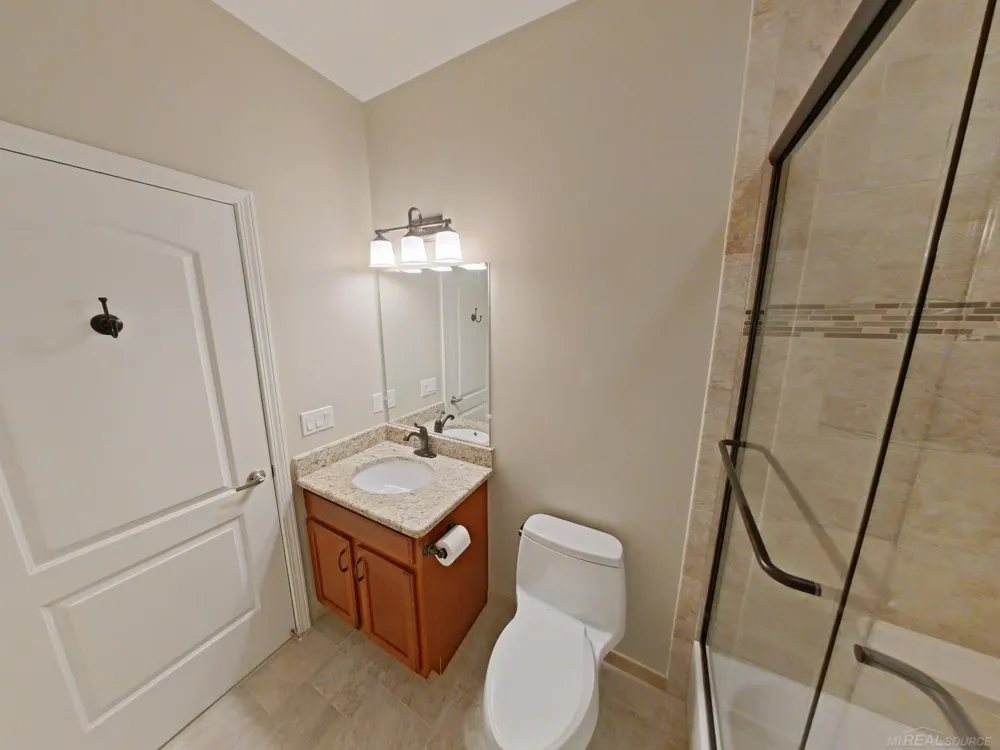 50041 Watling Street Shelby Charter Township, MI 48317