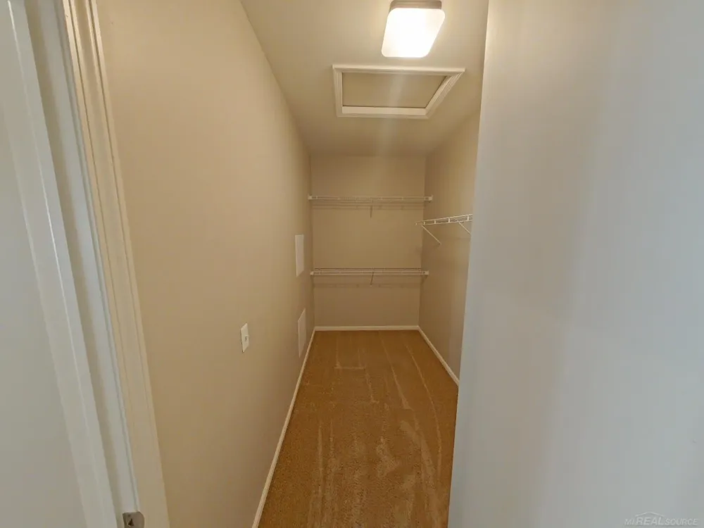 50041 Watling Street Shelby Charter Township, MI 48317