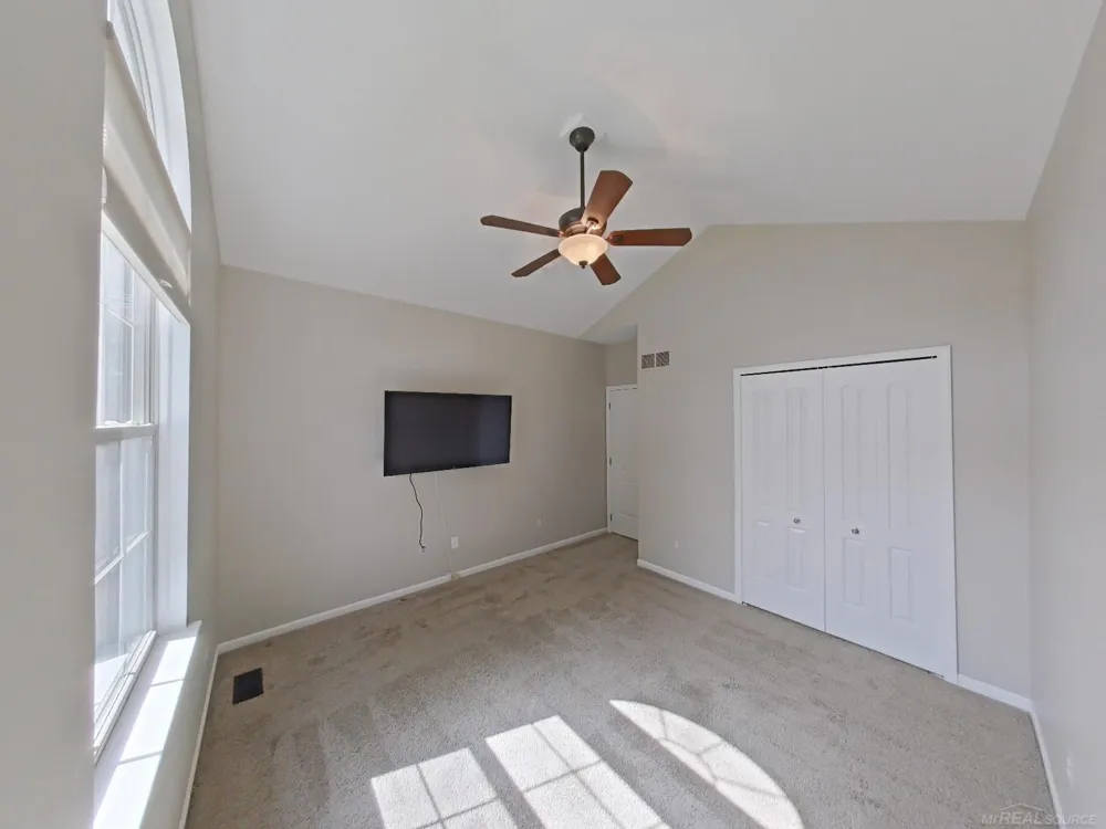 50041 Watling Street Shelby Charter Township, MI 48317