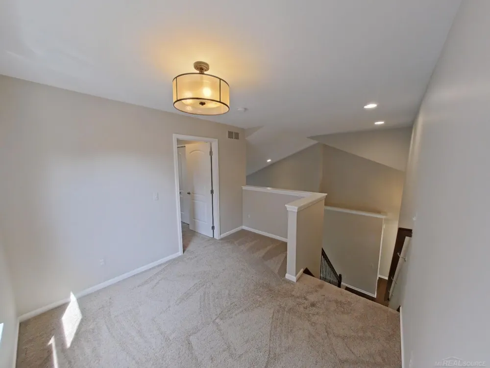 50041 Watling Street Shelby Charter Township, MI 48317