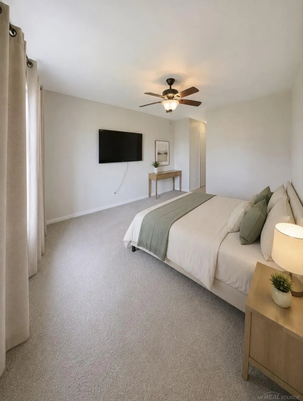 50041 Watling Street Shelby Charter Township, MI 48317