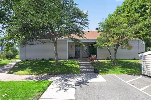 2600 S Xanadu Way #B