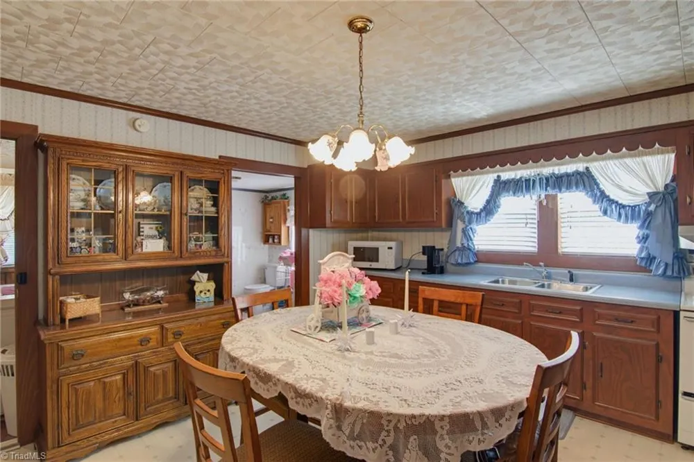 375 Sisk Mill Loop Madison, NC 27025
