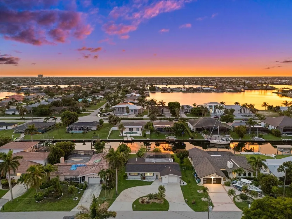5122 SW 3RD AVENUE Cape Coral, FL 33914