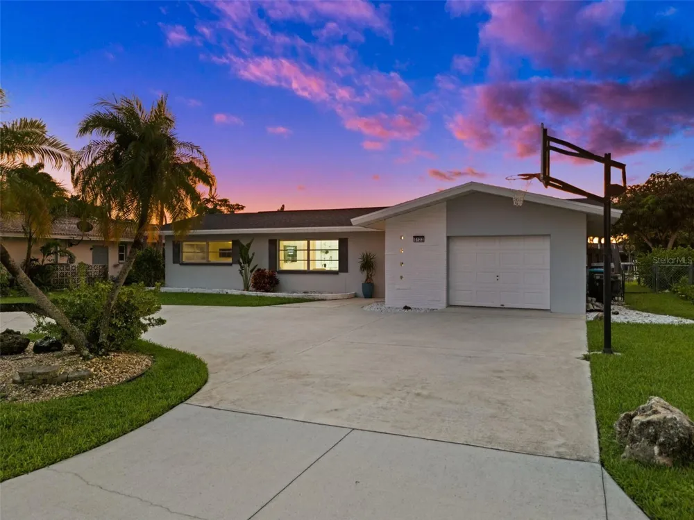 5122 SW 3RD AVENUE Cape Coral, FL 33914