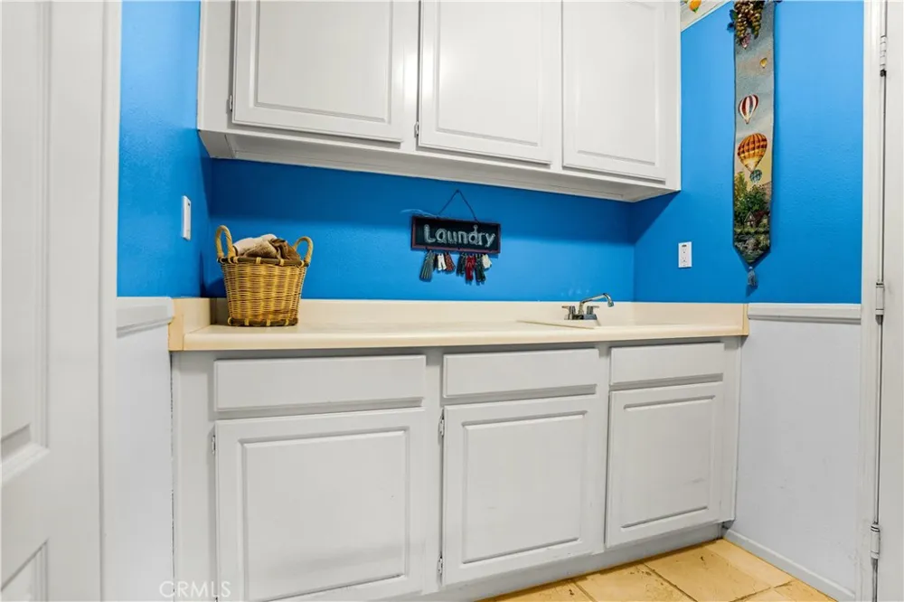 39963 Via Espana Murrieta, CA 92562