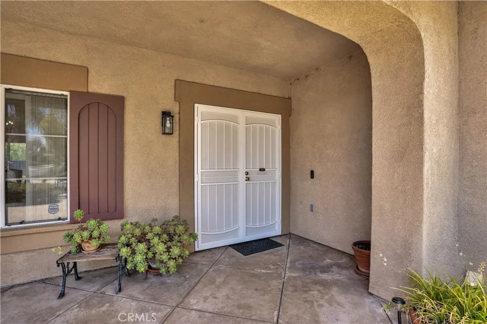 39963 Via Espana Murrieta, CA 92562