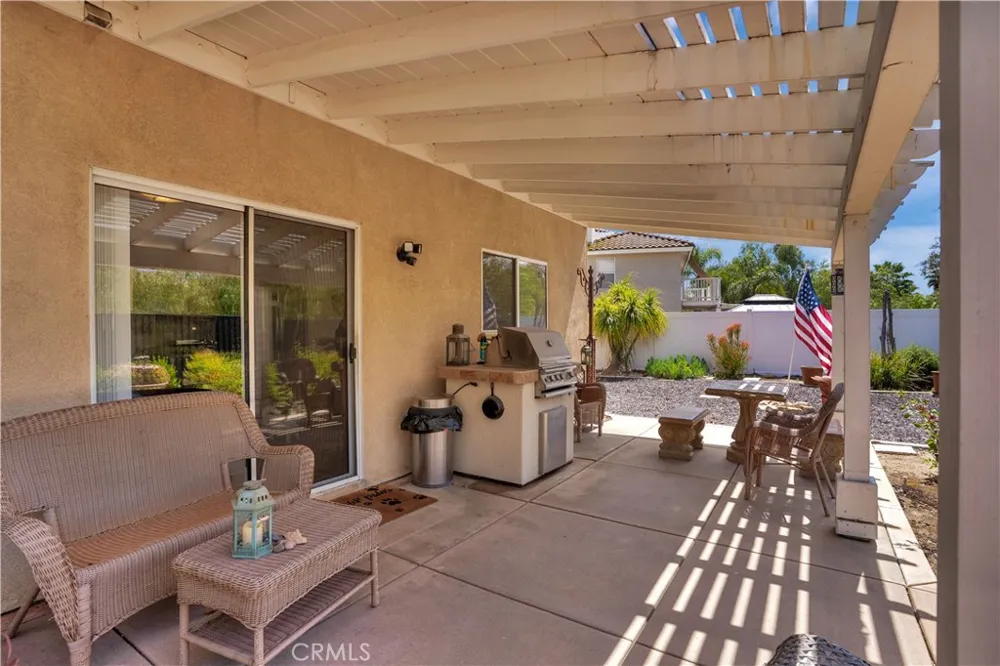 39963 Via Espana Murrieta, CA 92562