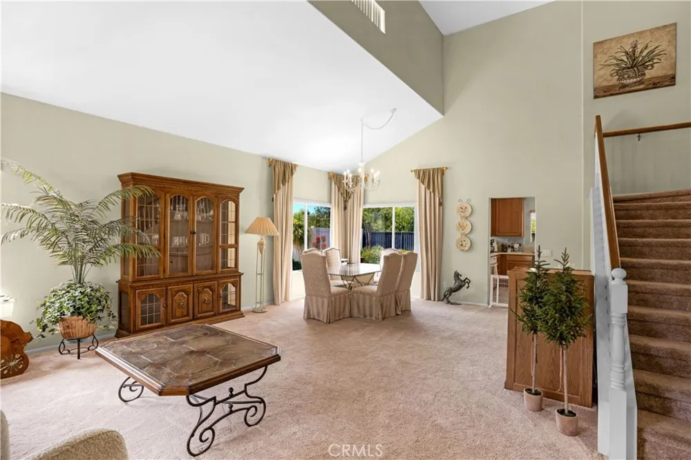 39963 Via Espana Murrieta, CA 92562