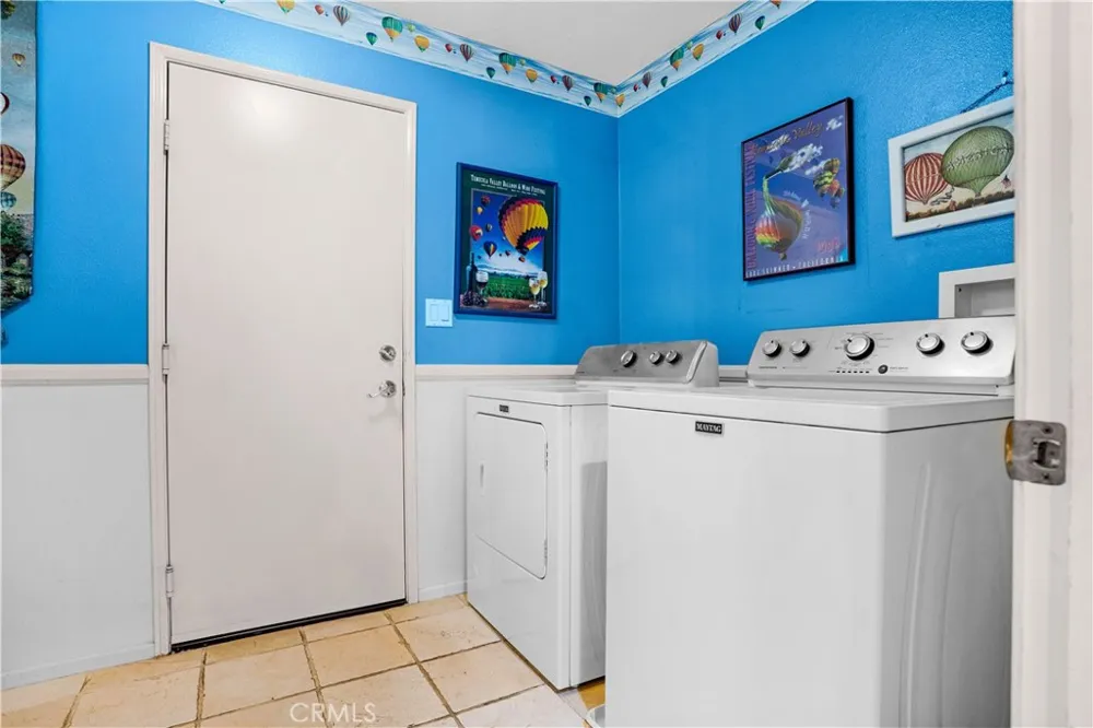 39963 Via Espana Murrieta, CA 92562